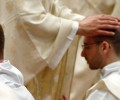 Quá sức hãi hùng: Một linh mục phát hiện ra mình chưa hề được rửa tội. Tuyên bố của tổng giáo phận Detroit
