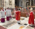 Đức Thánh cha dâng lễ cầu nguyện cho các hồng y, giám mục qua đời