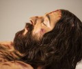 Tượng siêu thực của Chúa Giêsu được tái hiện dựa trên Tấm vải liệm thành Turin