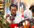 Video: Giáo Hội Năm Châu 24/06/2019: Khí phách lừng lẫy của một Giám Mục Trung Quốc. Tỉ phú bỏ mọi sự đi tu.