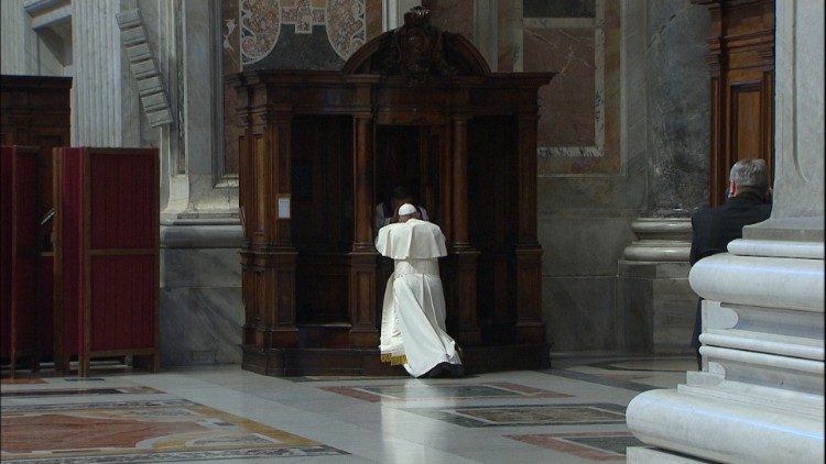 ĐHY Piacenza khuyên các cha giải tội sẵn sàng giải tội để mang lòng thương xót của Chúa cho thế giới