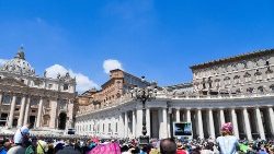 ĐTC - Thánh lễ tại Camerino: Ai đến gần Thiên Chúa không quỵ ngã
