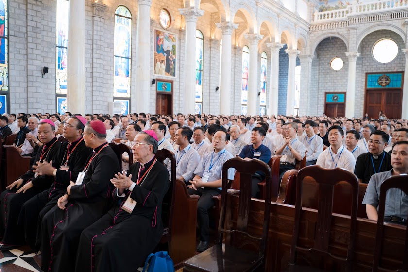 Giáo phận Thanh Hóa - Khai mạc khóa thường huấn linh mục Giáo tỉnh Hà Nội đợt I năm 2022