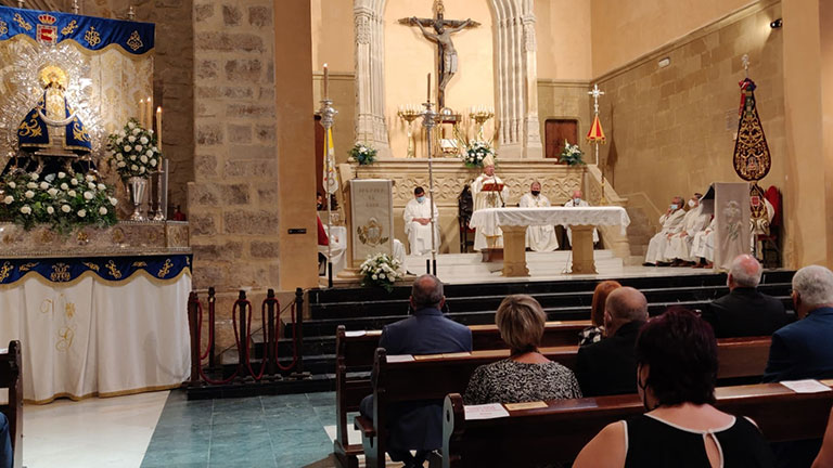 Lạ lùng: Bão cuốn trôi tượng Đức Mẹ được Thánh Gioan Phaolô II làm phép, 10 năm sau bão lại đưa về